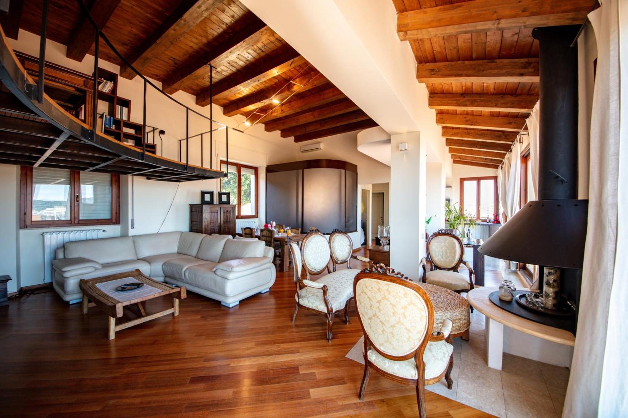 Appartement Superattico Villanova *